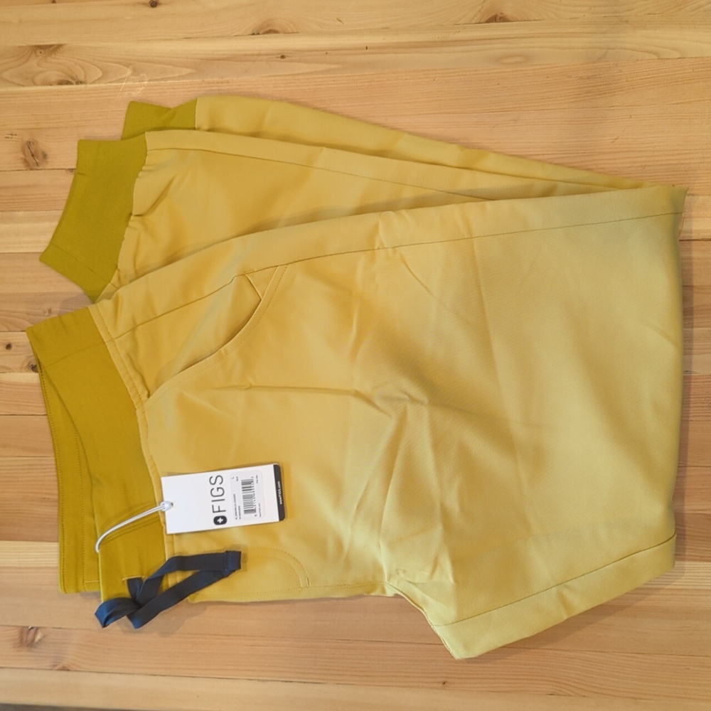 Figs Lg Light Gold 2.0 Zamora Jogger Scrub Pants